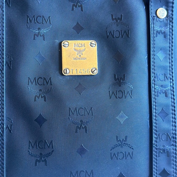 MCM PVC half moon shoulder bag - Picture 6 of 13